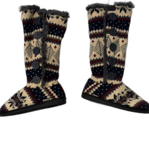 Muk Luks Patterned Knit Boots with Buttons Size 9